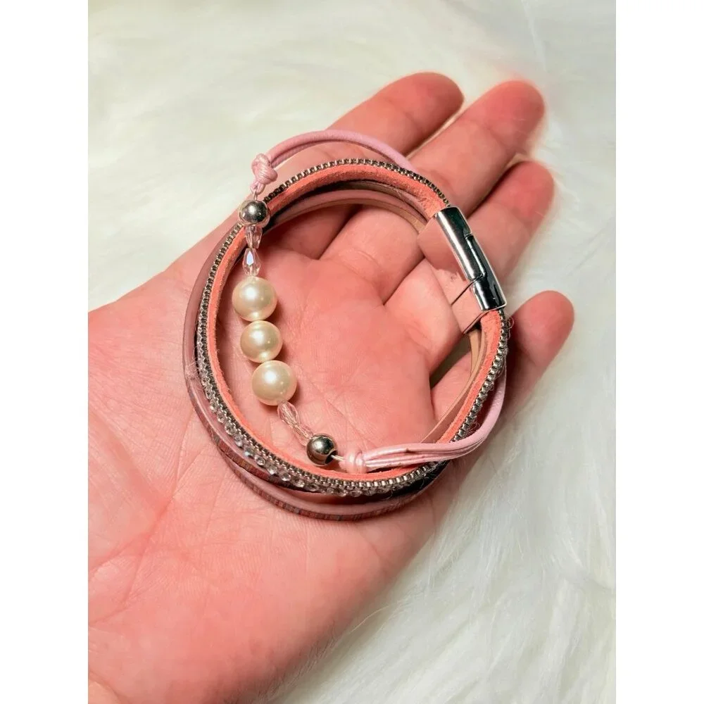 Multi-Strand Magnetic Pink Bracelets (c)‎